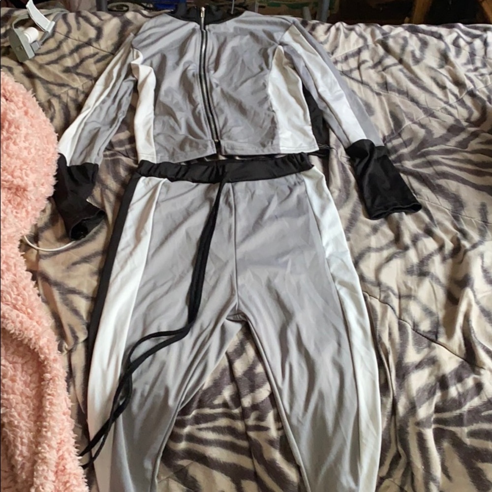 Long sleeve two piece